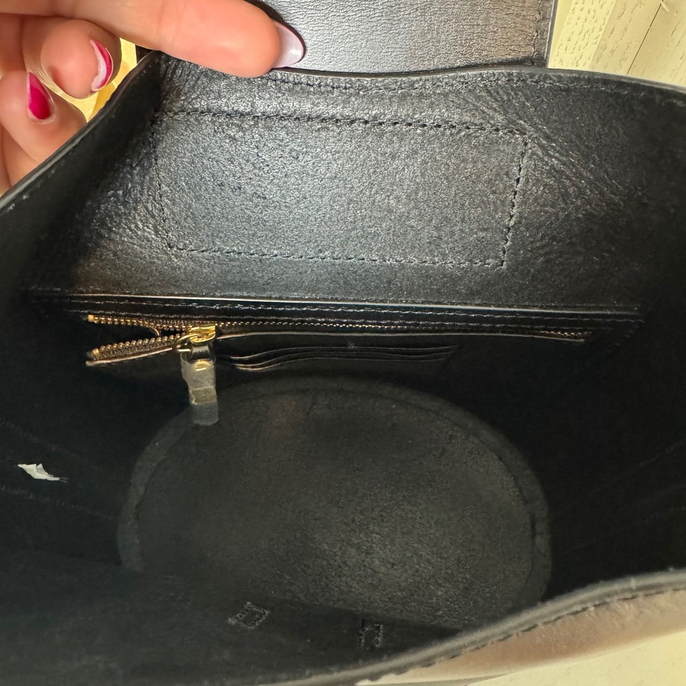 Banana Republic Black Leather Bucket Crossbody with Gold Ring - Picture 4 of 7